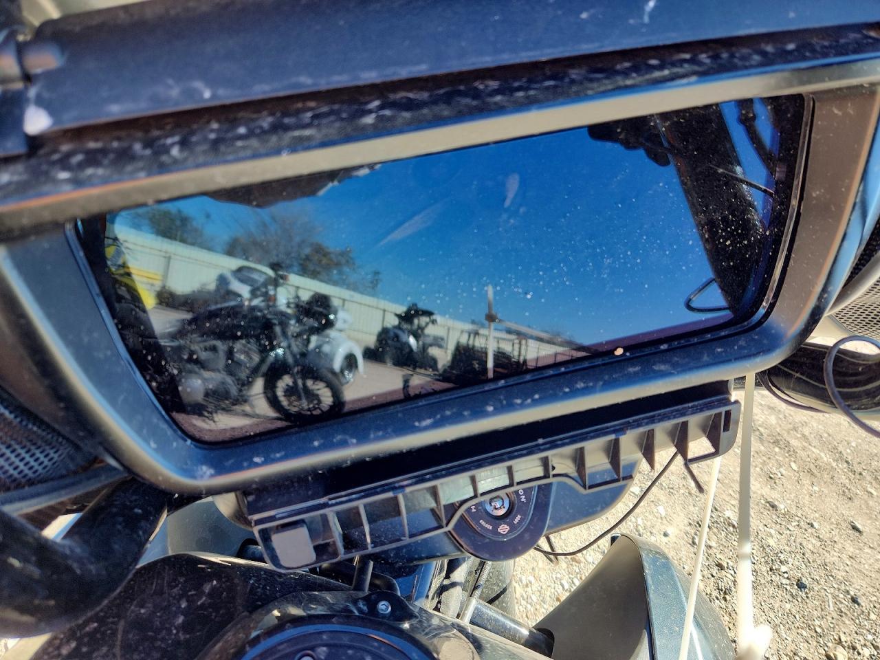 2025 Harley-Davidson Flhxu