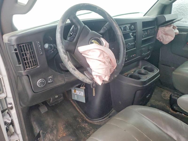 2020 Chevrolet Express G2500