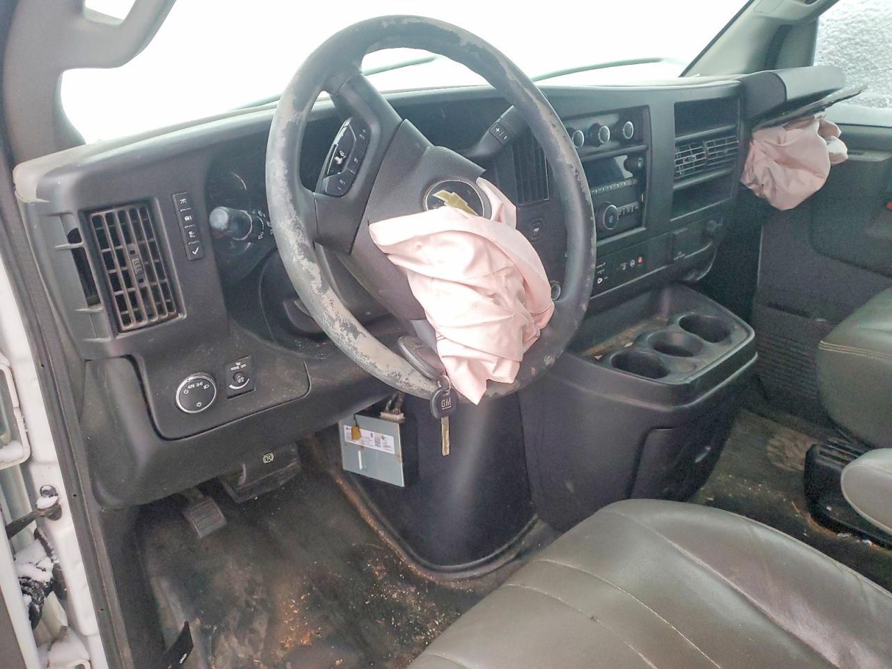 2020 Chevrolet Express G2500