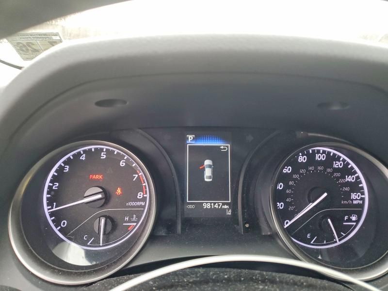 2021 Toyota Camry se