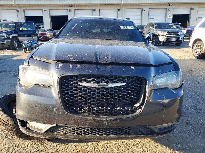 2016 Chrysler 300 s