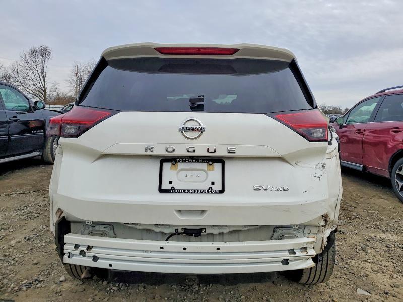2021 Nissan Rogue sv