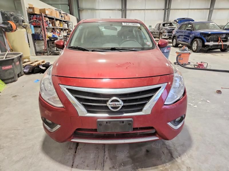 2018 Nissan Versa