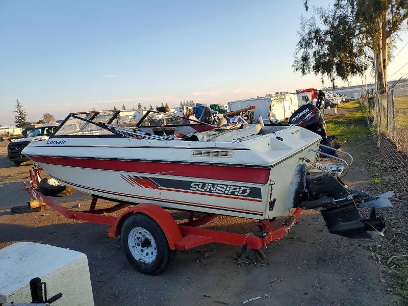 1989 Sunbird Corsair Boat