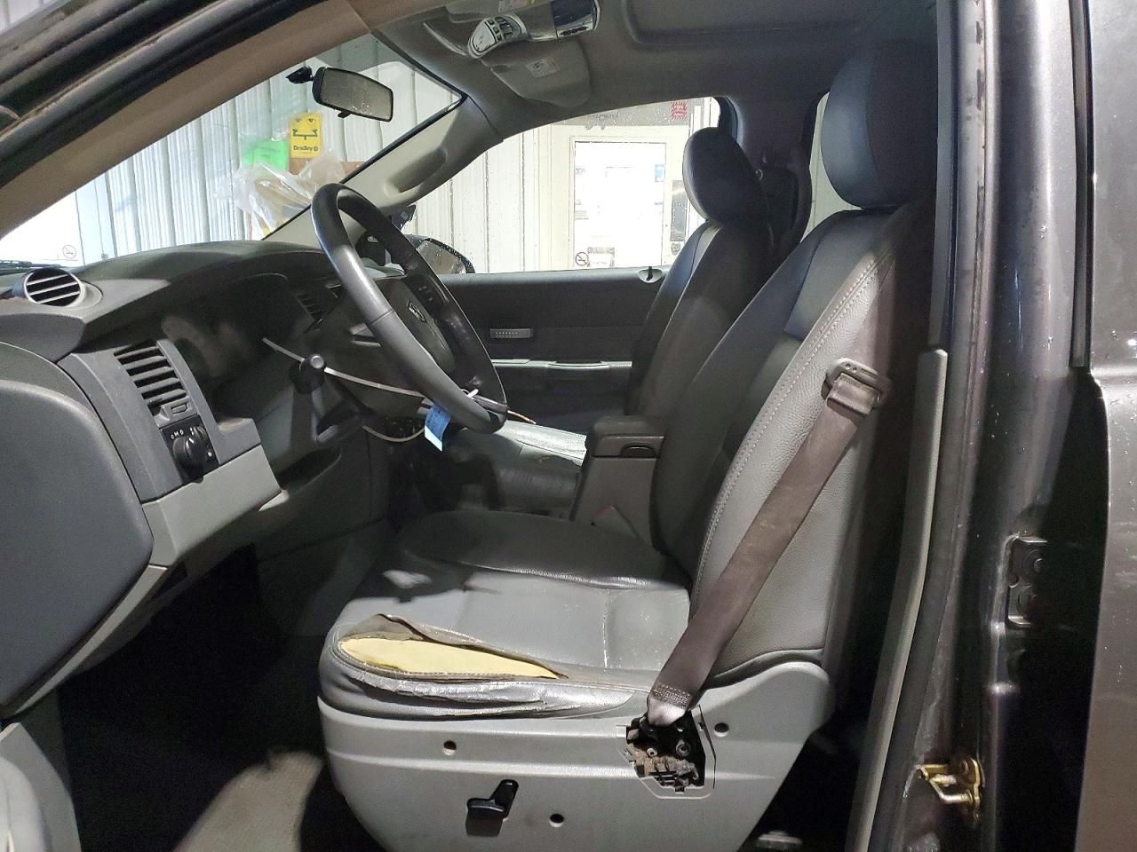 2004 Dodge Durango slt