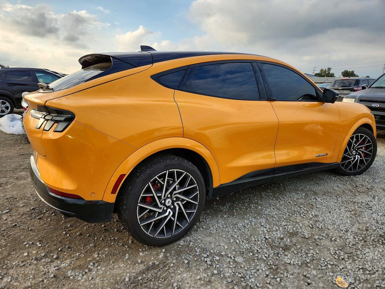 2021 Ford Mustang Mach-e gt
