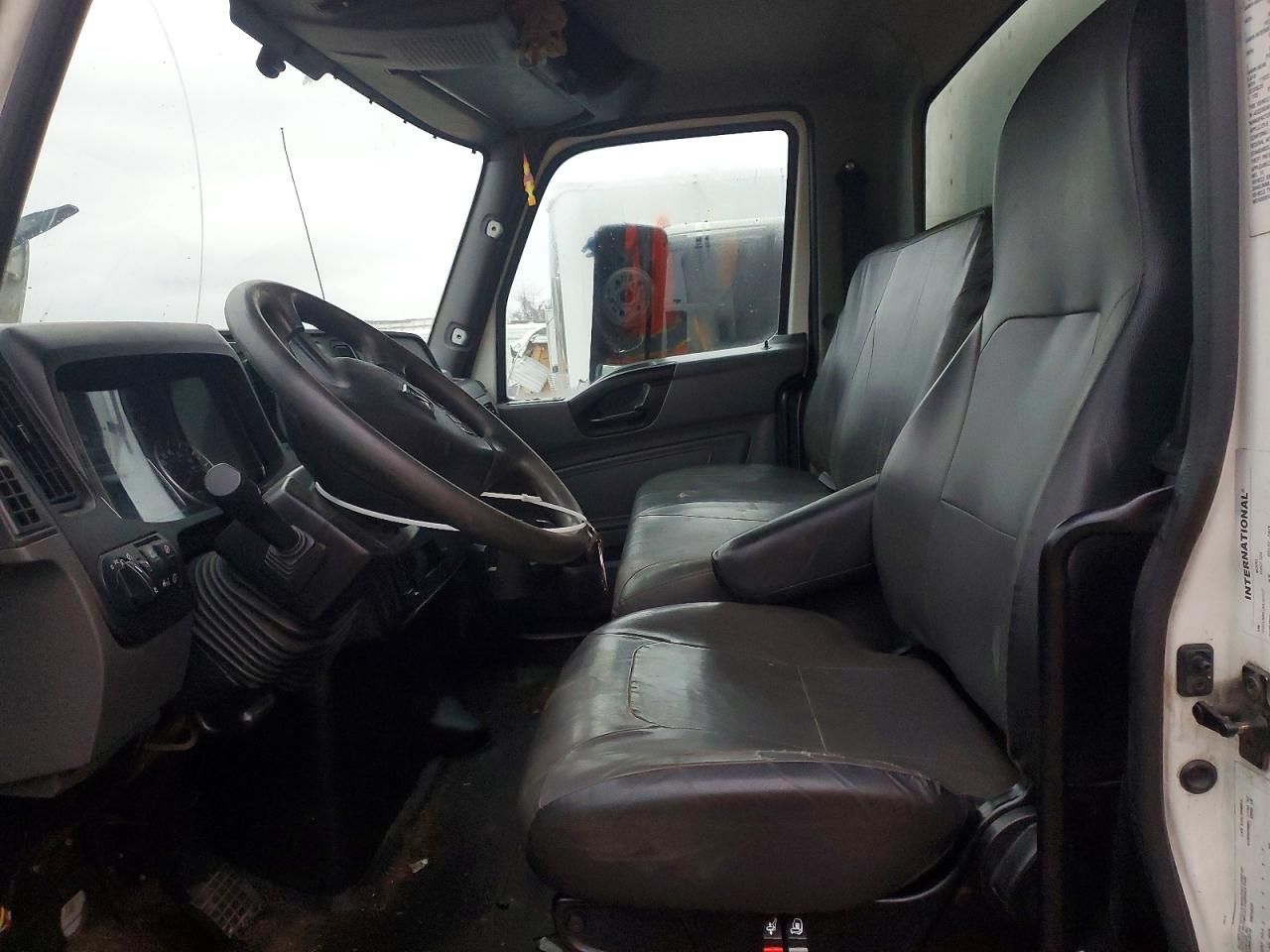 2021 International MV607 BOX Truck