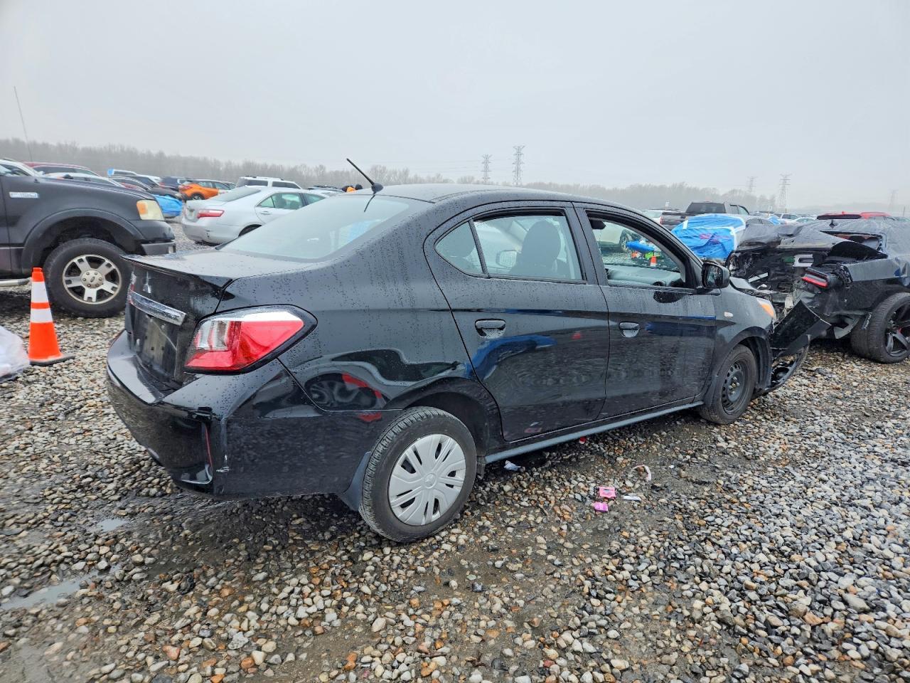 2024 Mitsubishi Mirage G4 es
