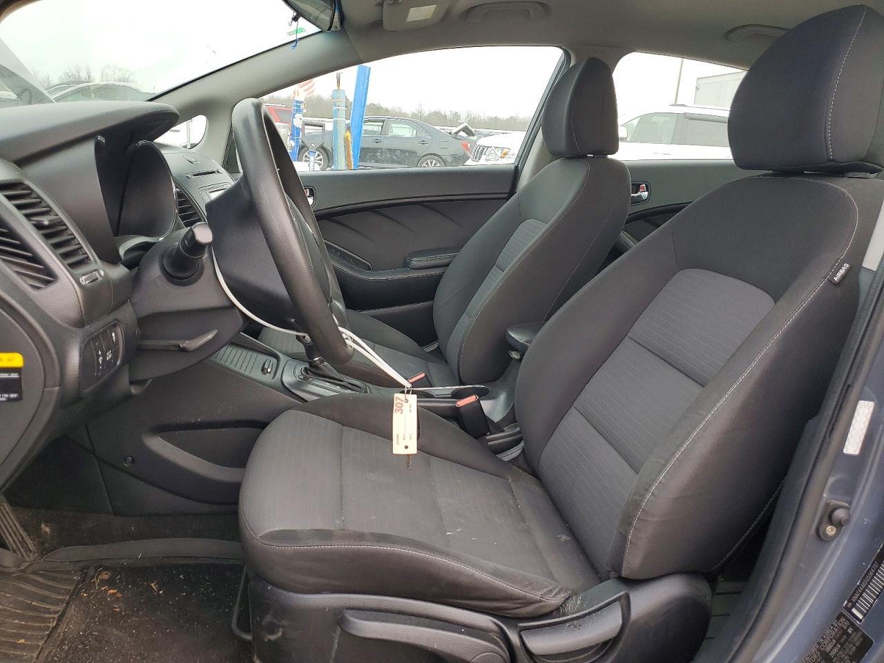 2016 KIA Forte lx
