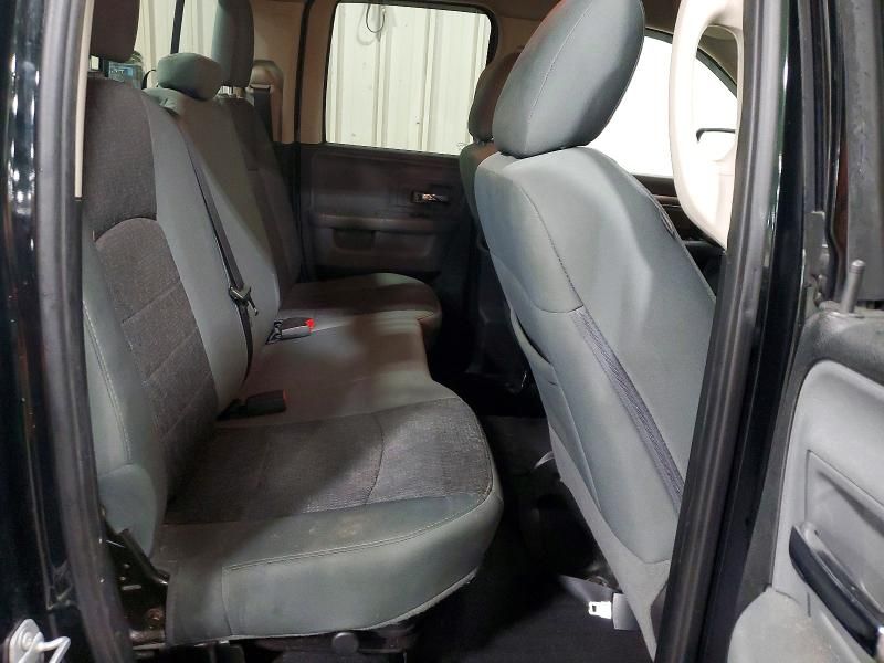 2017 Dodge Ram 1500 slt