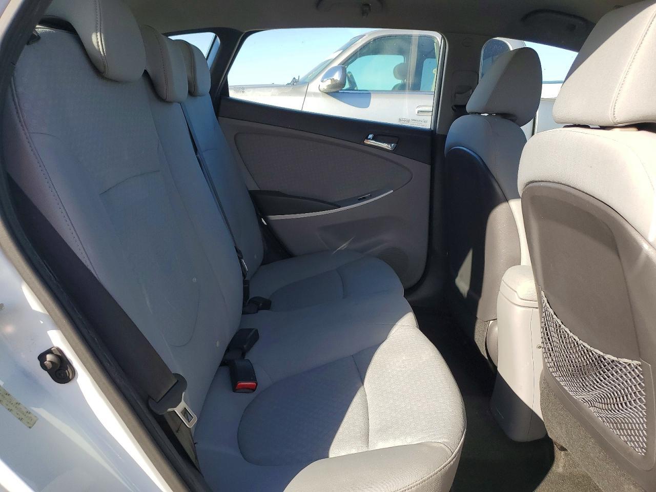 2013 Hyundai Accent se