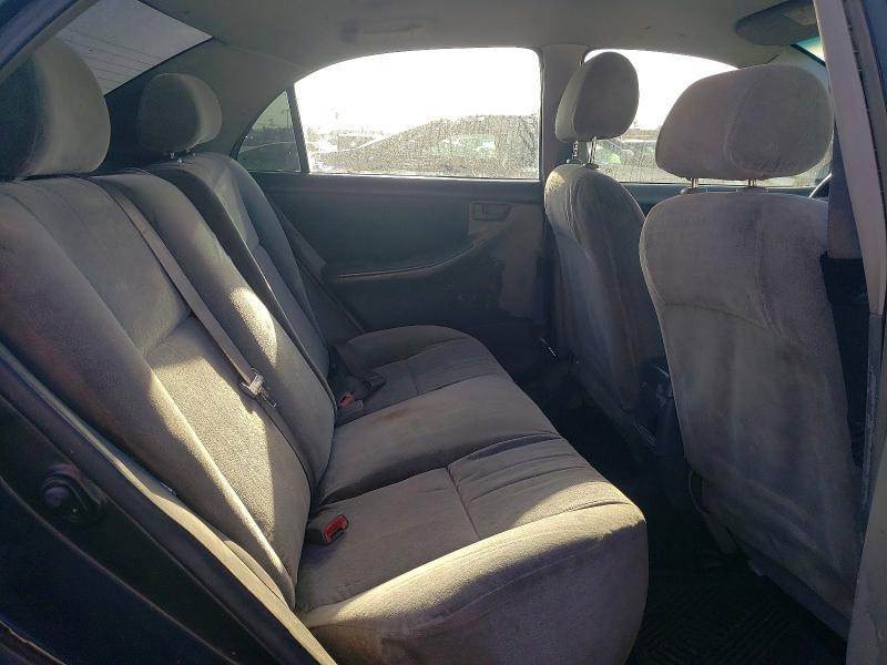 2004 Toyota Corolla ce