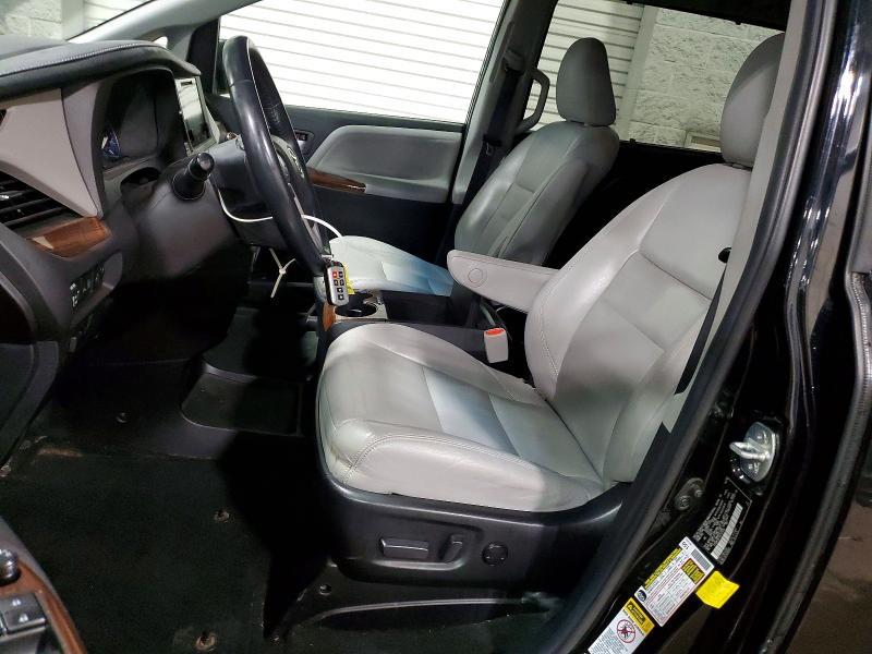 2016 Toyota Sienna xle