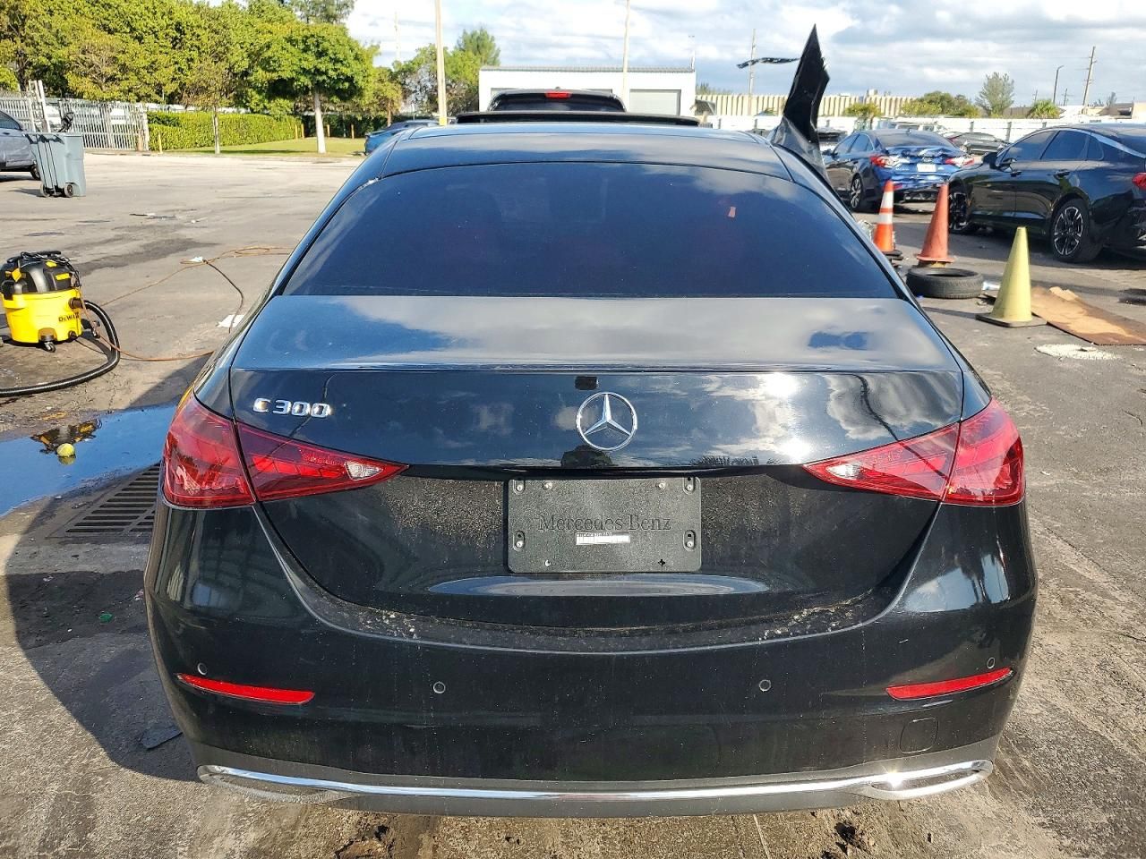 2022 Mercedes-Benz C300