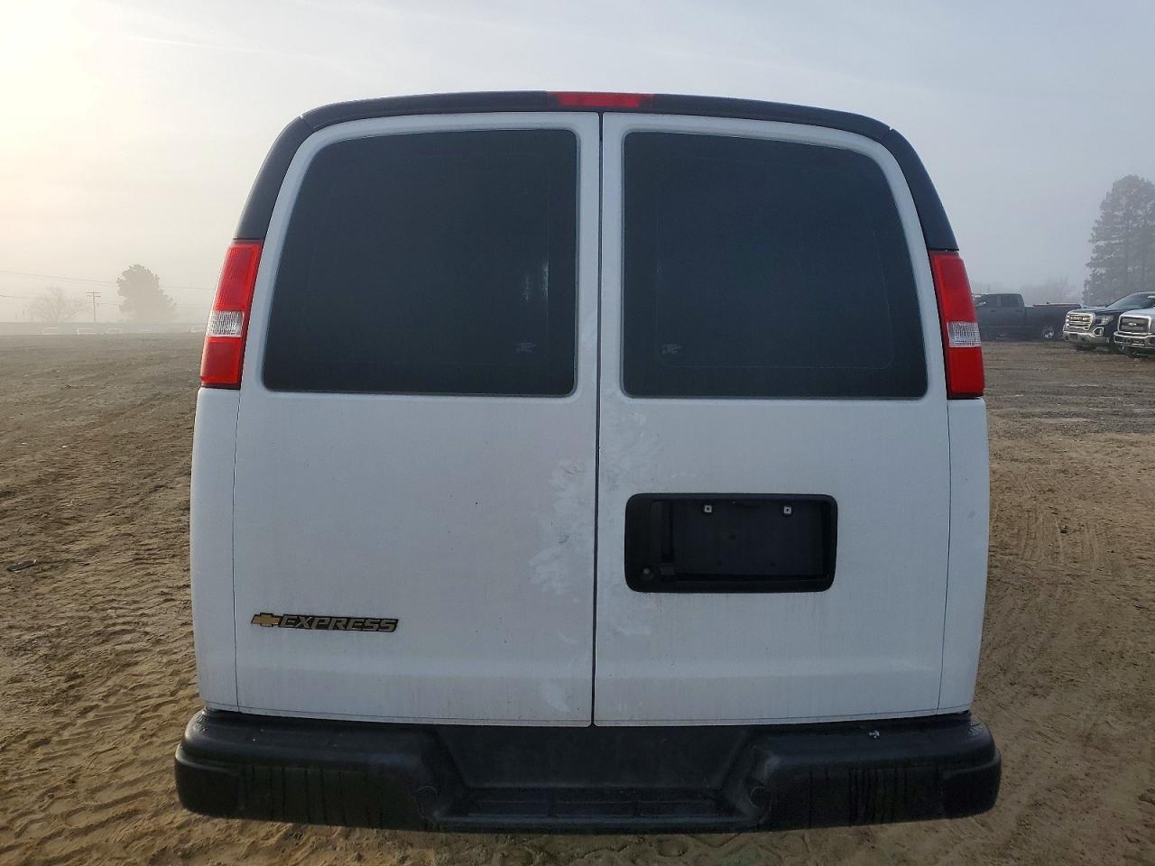 2024 Chevrolet Express 2500 Utility / Service Van