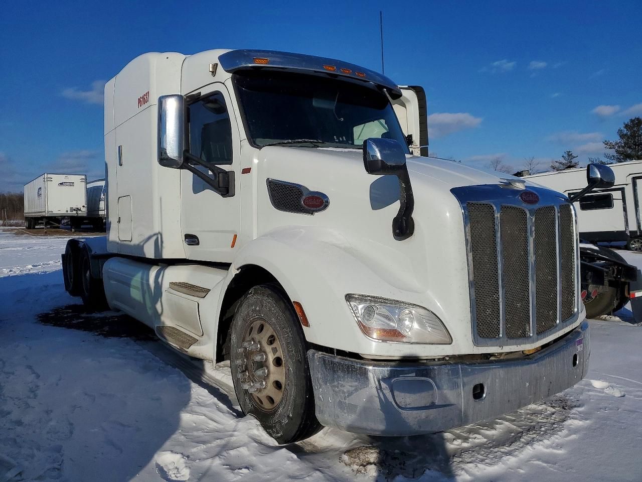 2016 Peterbilt 579 Semi Truck