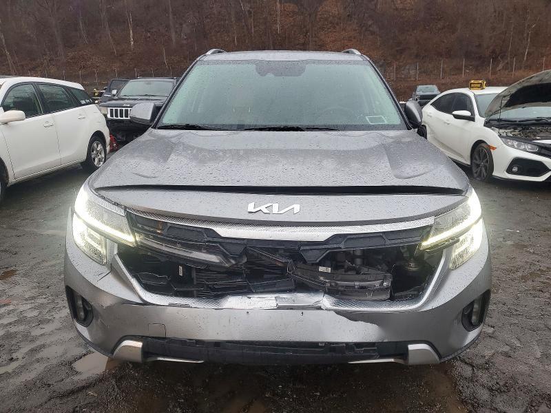 2024 KIA Seltos sx