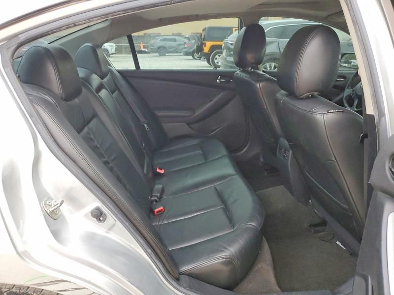 2011 Nissan Altima Base
