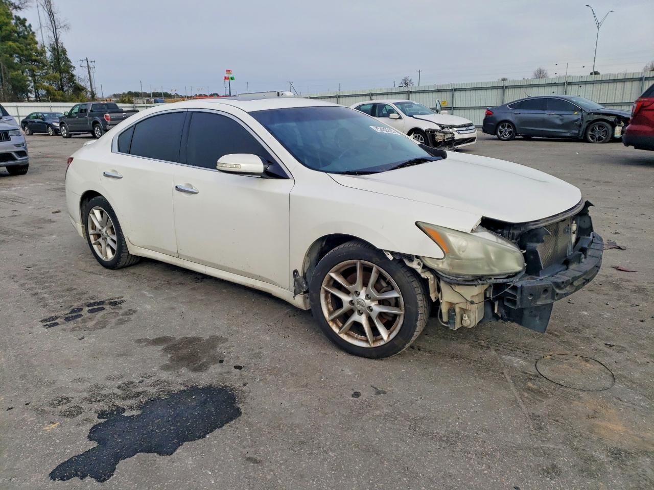 2011 Niss Maxima 3.5 s