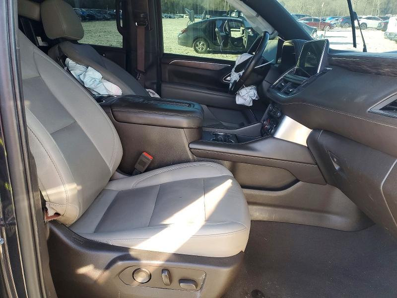 2022 Chevrolet Suburban C1500 lt