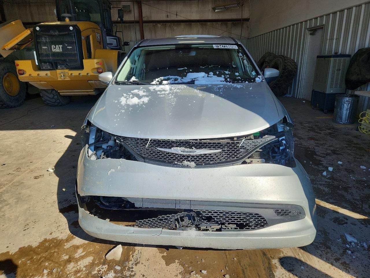 2023 Chrysler Voyager lx