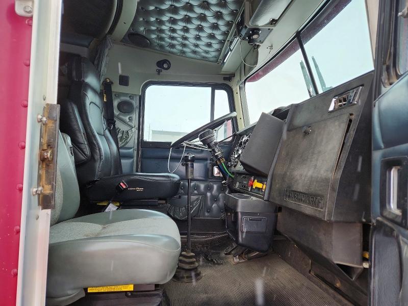 1995 Kenworth T600 Semi Truck
