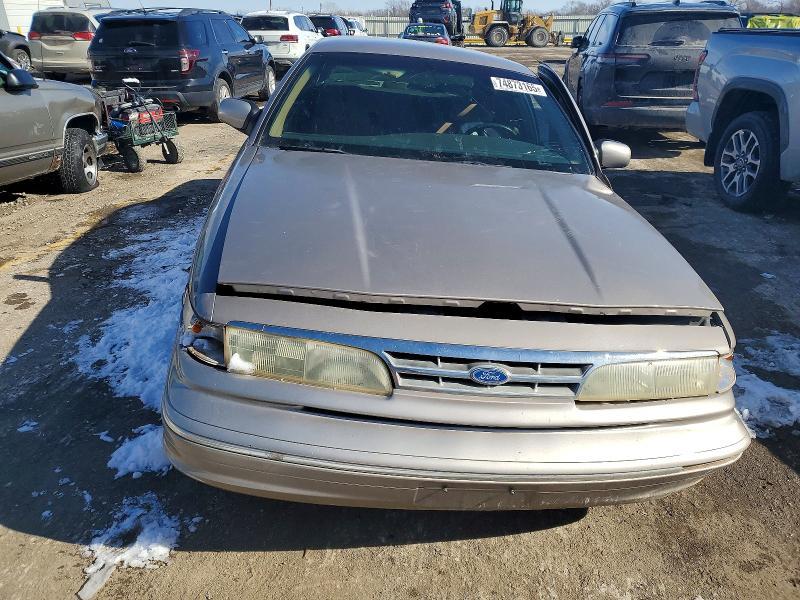 1995 Ford Crown Victoria