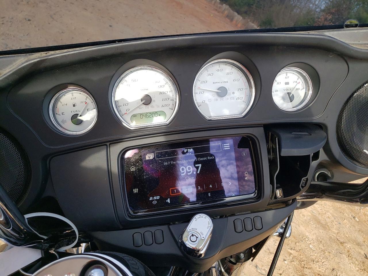 2021 Harley-Davidson Flhx