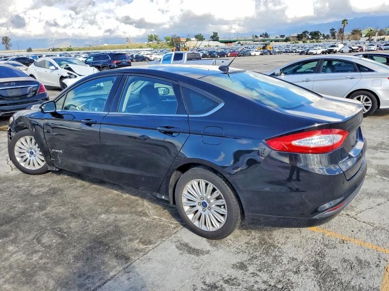 2016 Ford Fusion se Hybrid