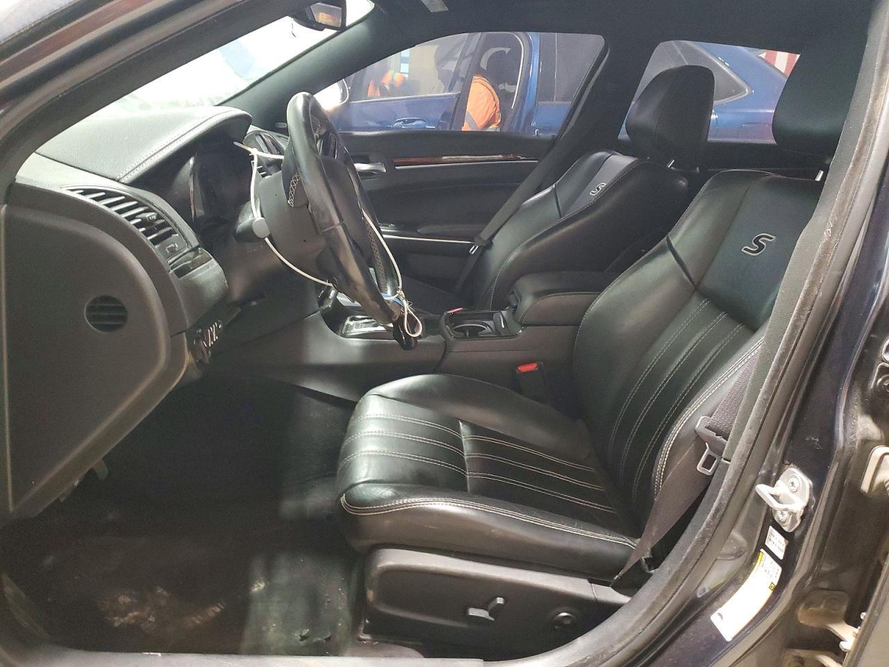 2018 Chrysler 300 s
