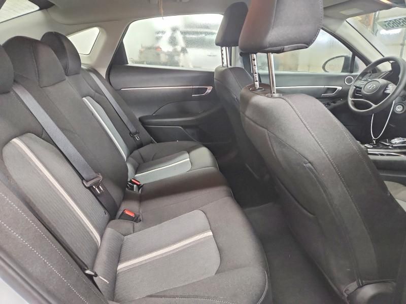 2022 Hyundai Sonata se