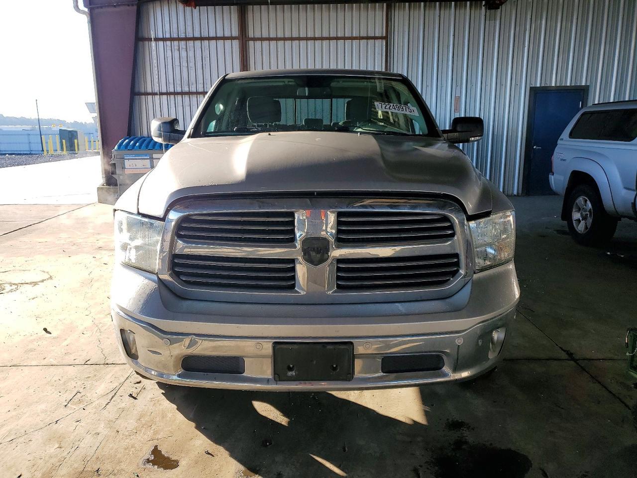 2015 Dodge RAM 1500 SLT