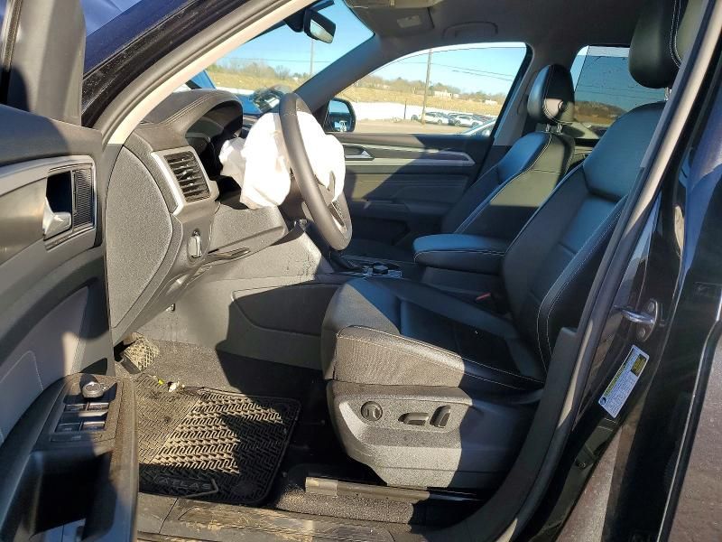 2023 Volkswagen Atlas se