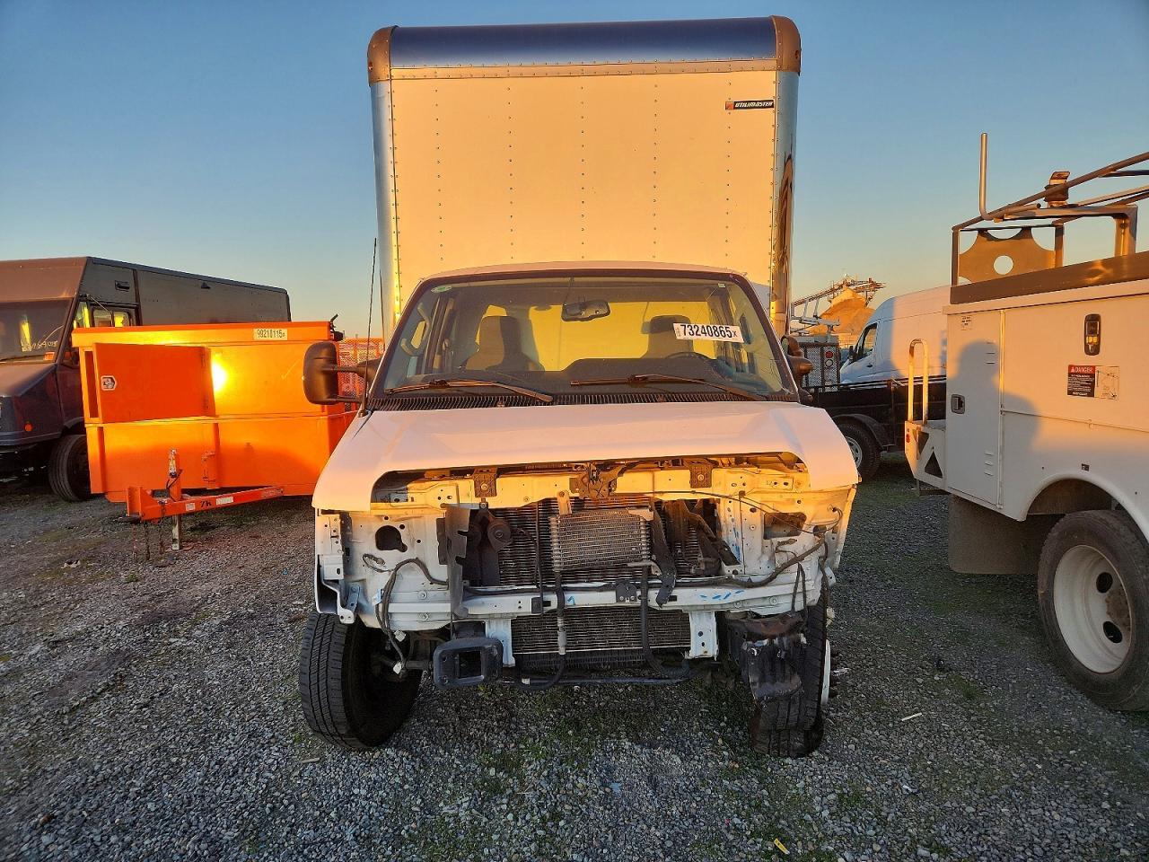 2023 Ford E450 BOX Truck