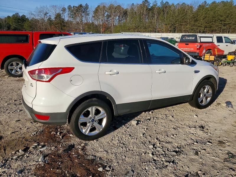 2014 Ford Escape se