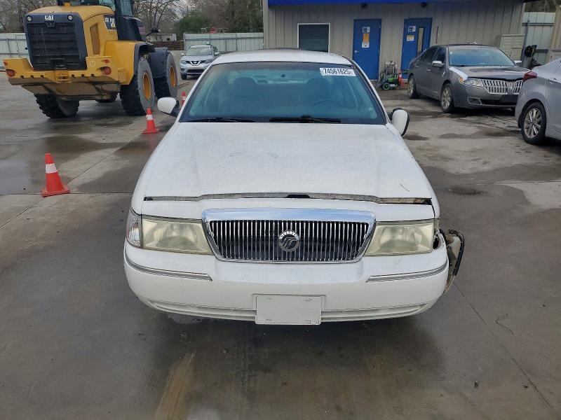 2004 Mercury Grand Marquis gs