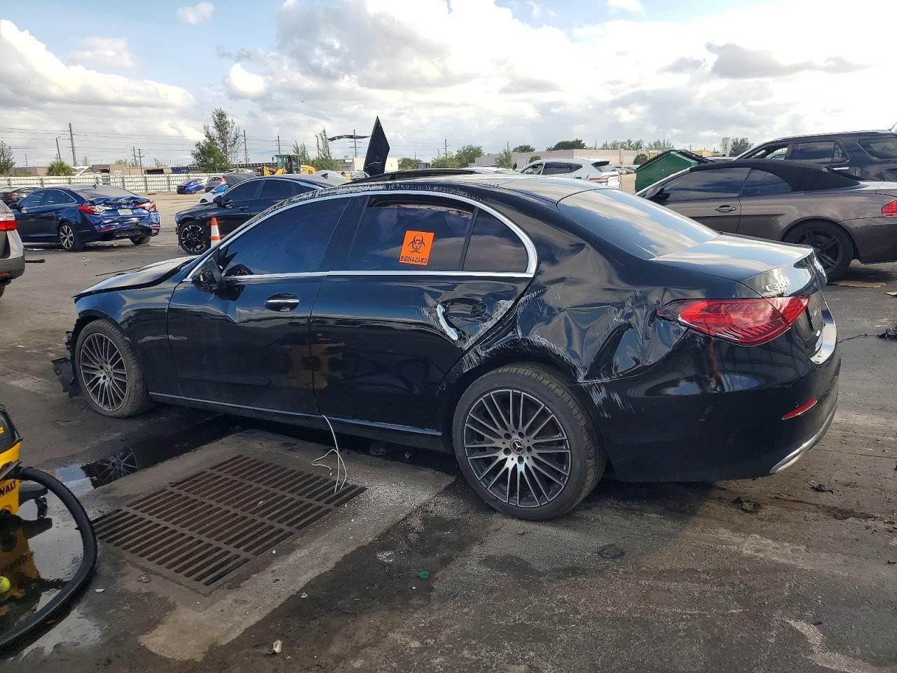 2022 Mercedes-Benz C300