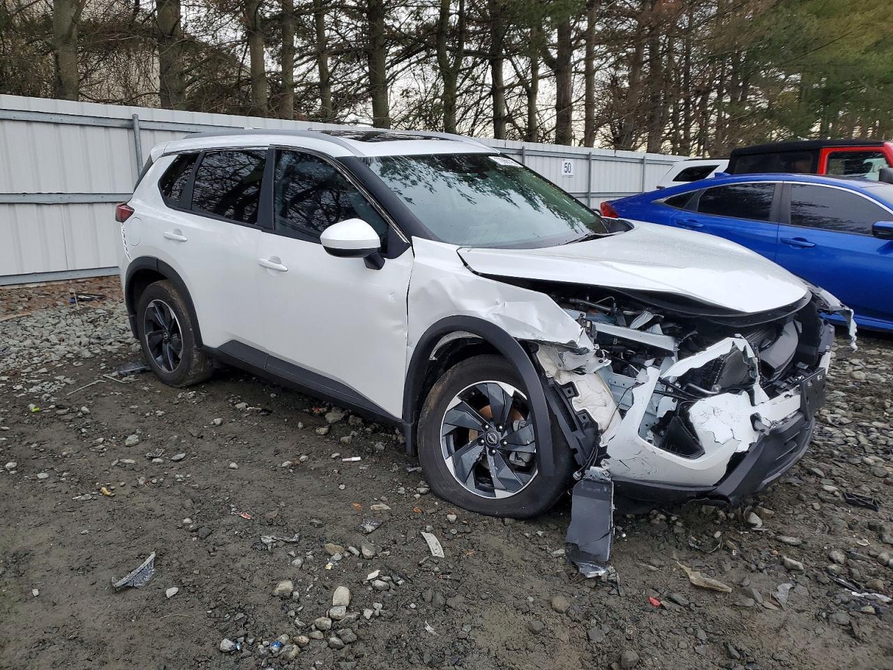 2024 Nissan Rogue sv