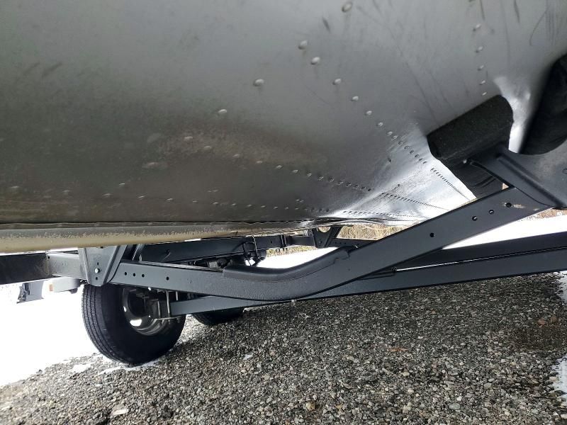 2012 Lund 18FT-1875 CROSSOVER, 50 MPH