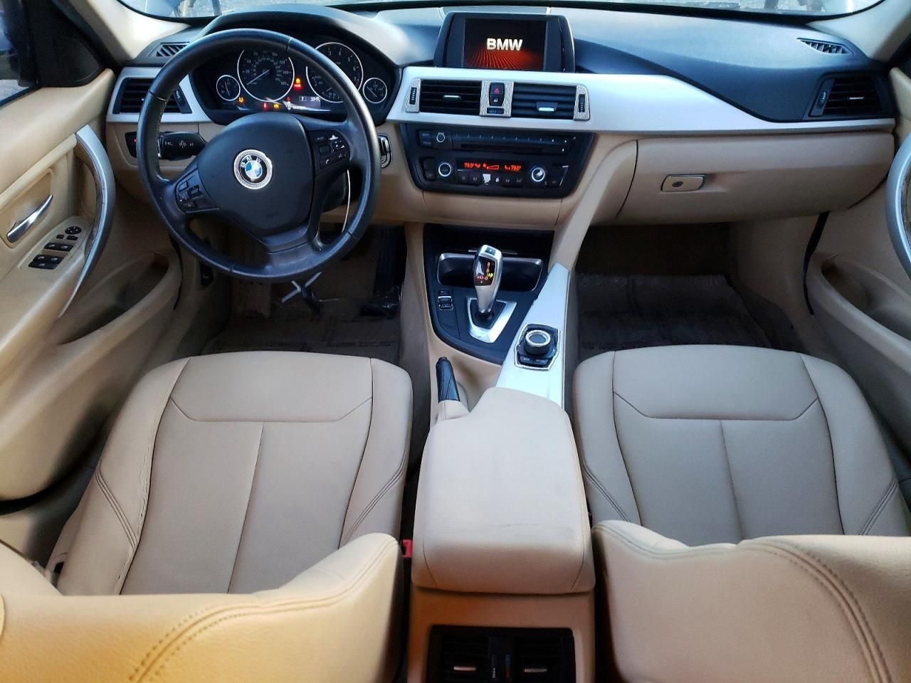 2014 BMW 320 i