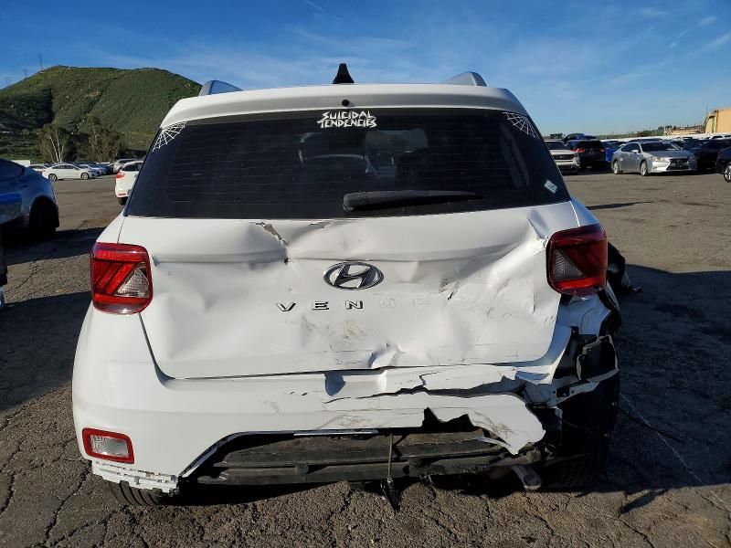 2022 Hyundai Venue sel