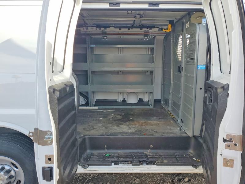 2024 Chevrolet Express G3500