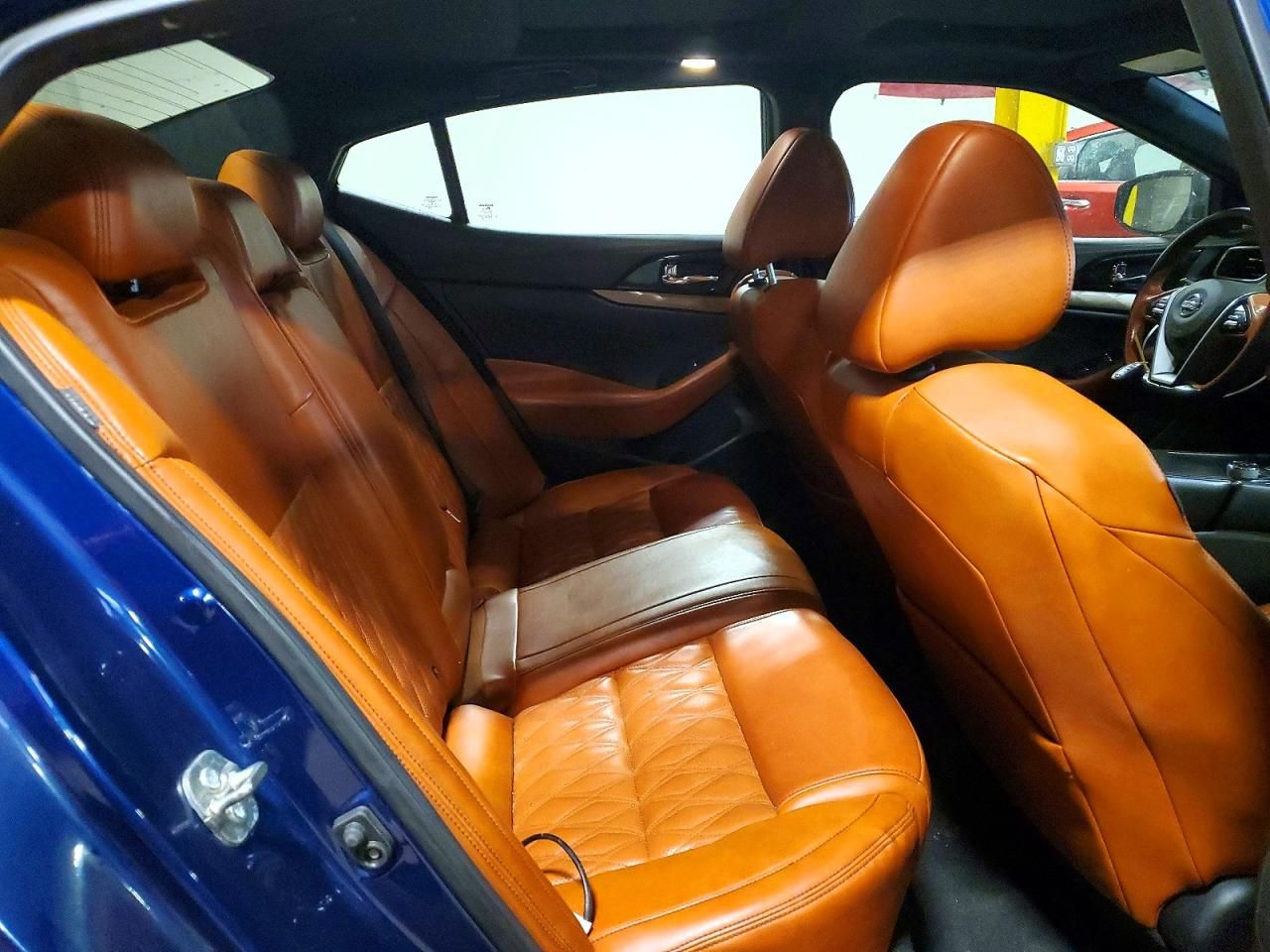 2019 Nissan Maxima s