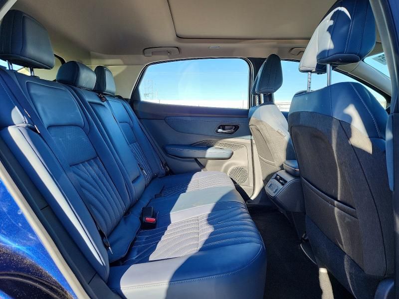 2024 Nissan Ariya Platinum +