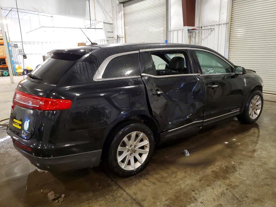 2015 Lincoln Townhouse MKT