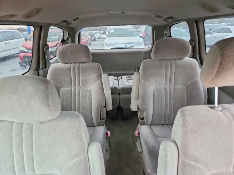 2000 Toyota Sienna le