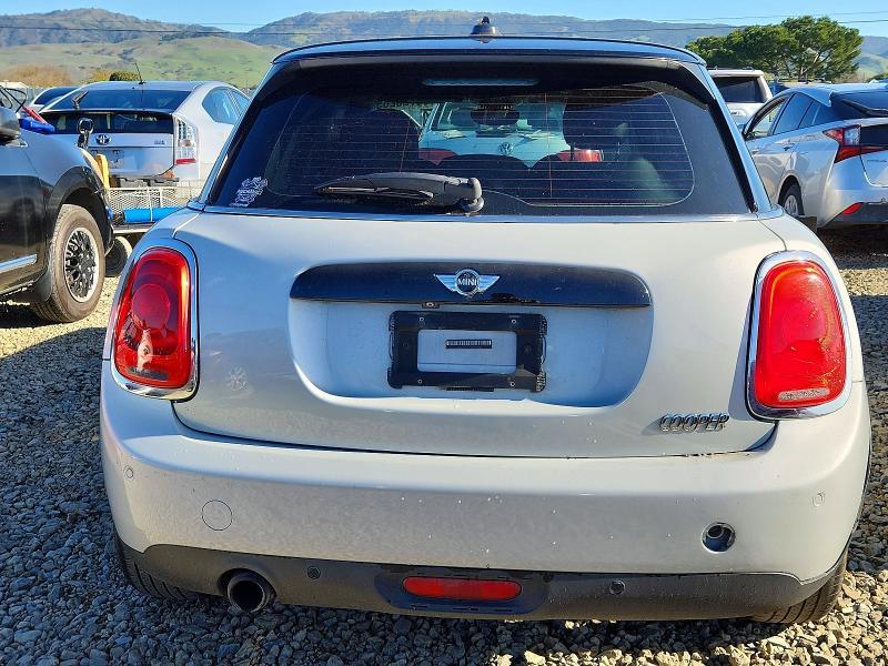 2017 Mini Cooper