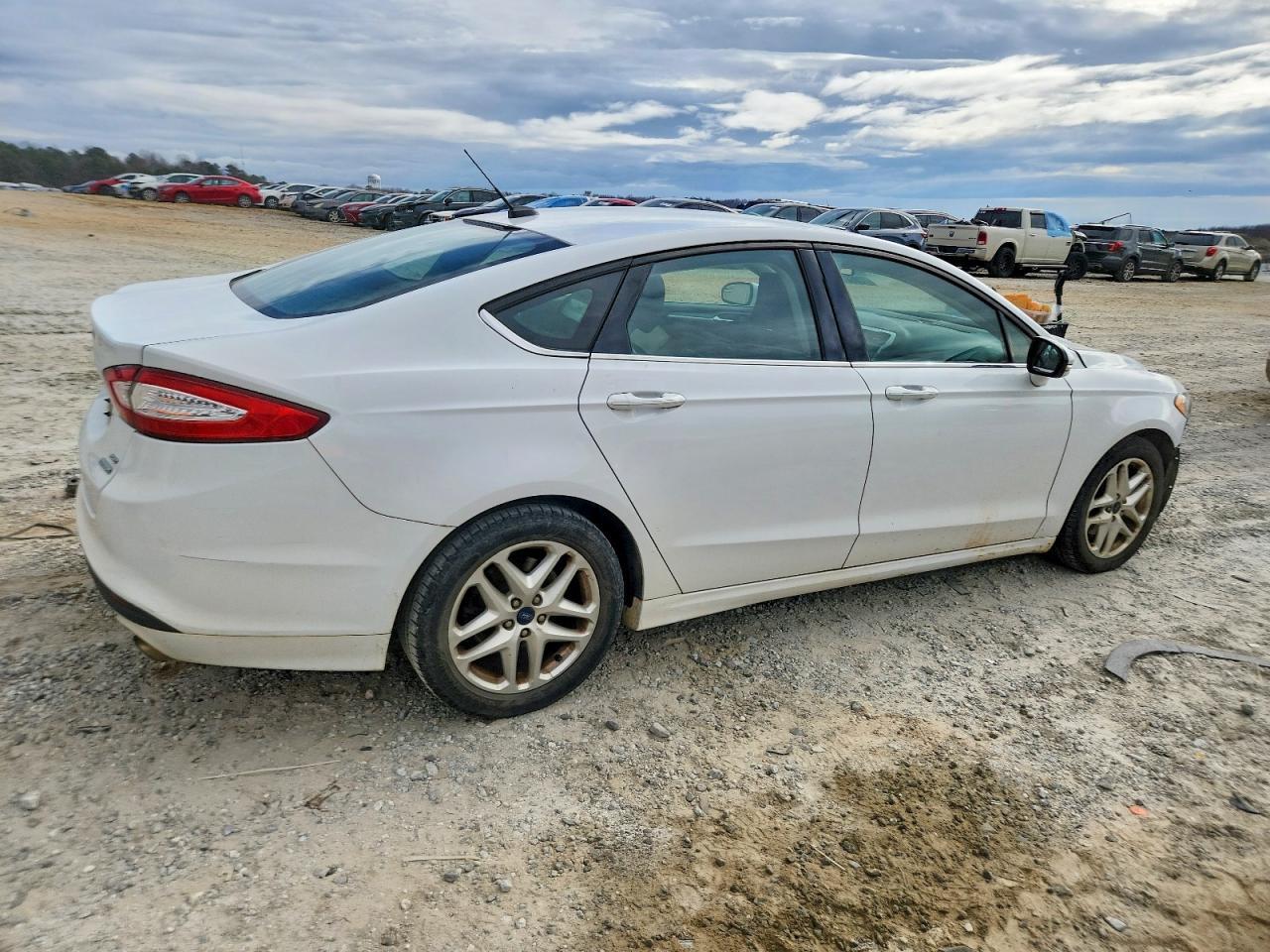 2016 Ford Fusion se