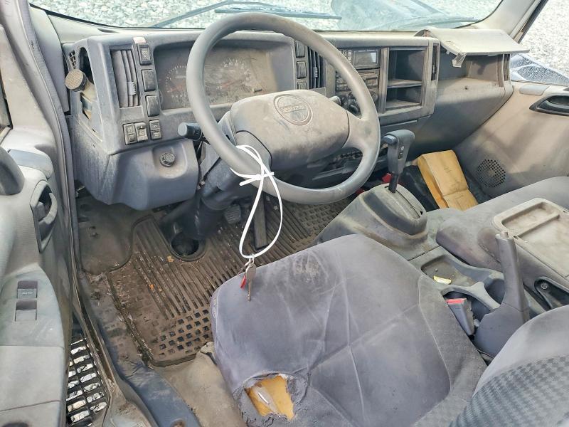 2009 Isuzu NPR Refrigerated BOX Truck