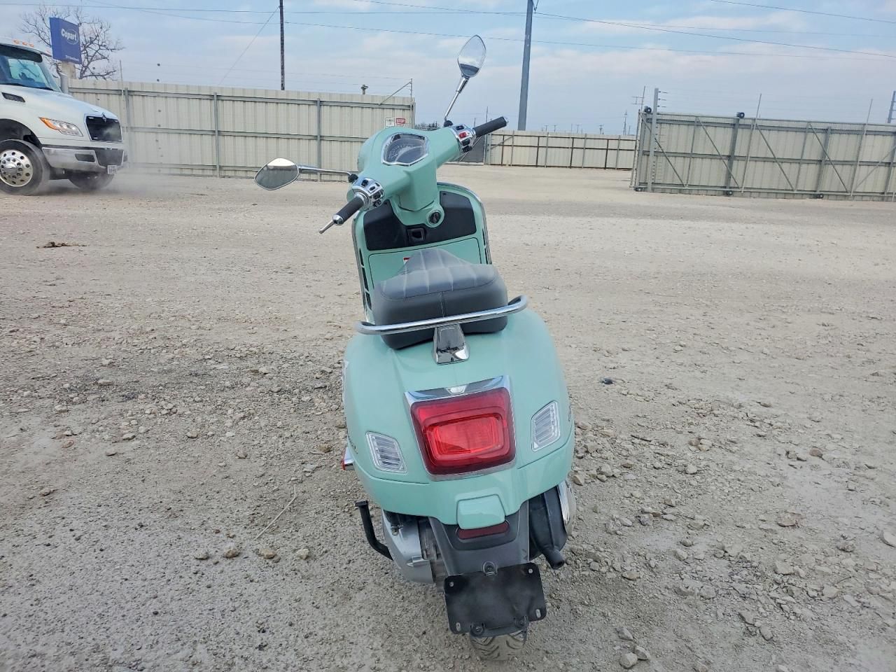 2024 Vespa GTS/SEI Giorni 300